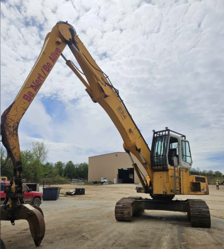 Liebherr #R934B, Material Handler, 17,000 hours - Image 1
