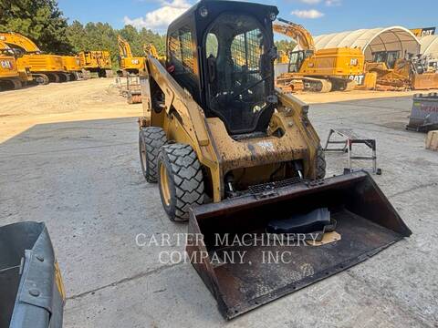 Cat 246D, Skid Steer Loader, 3030 hours, S/N: 0BYF02663, 2015 - Image 2