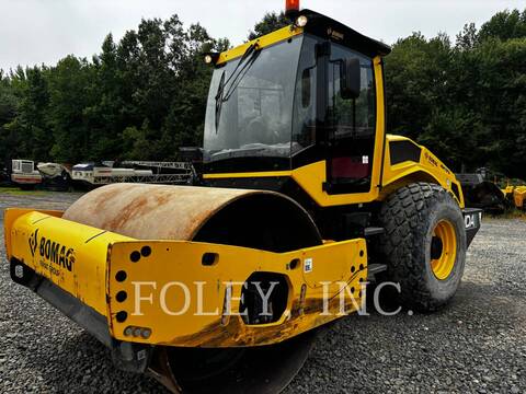 Bomag BW 211 D-5, Vibratory Single Drum Smooth, 1863 hours, S/N: 101586081857, 2020 - Image 1