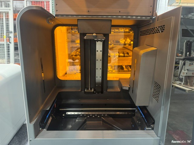 Formlabs #Form-3L, 3D printing package including cartridges, 2022 - Image 3