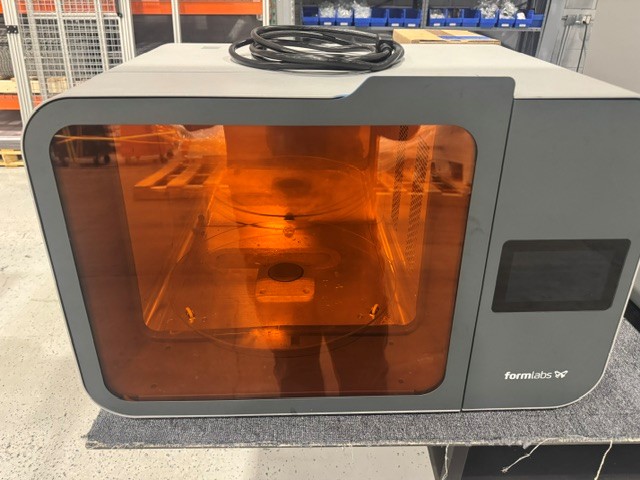 Formlabs #Form-3L, 3D printing package including cartridges, 2022 - Image 8
