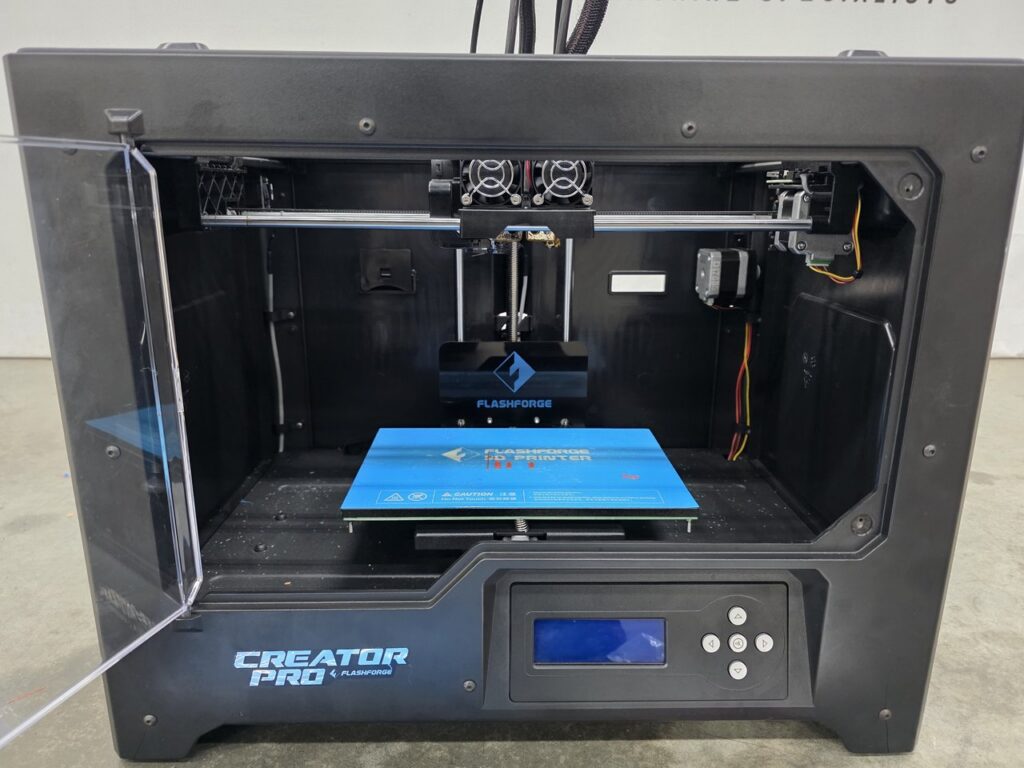 Flashforge #Creator-Pro, dual extruder 3D printer, 227 x 148 x 150mm build volumn, Flashforge LCD Control - Image 7