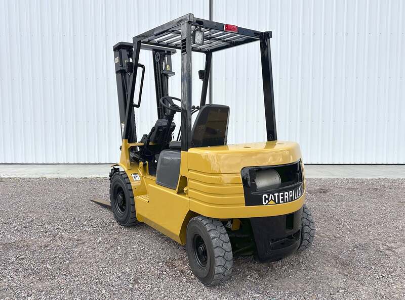 4000 lb. Caterpillar #DP20, forklift, 130" lift height, Mitsubishi engine, pneumatic tires, 2-stage mast, 1998 - Image 6