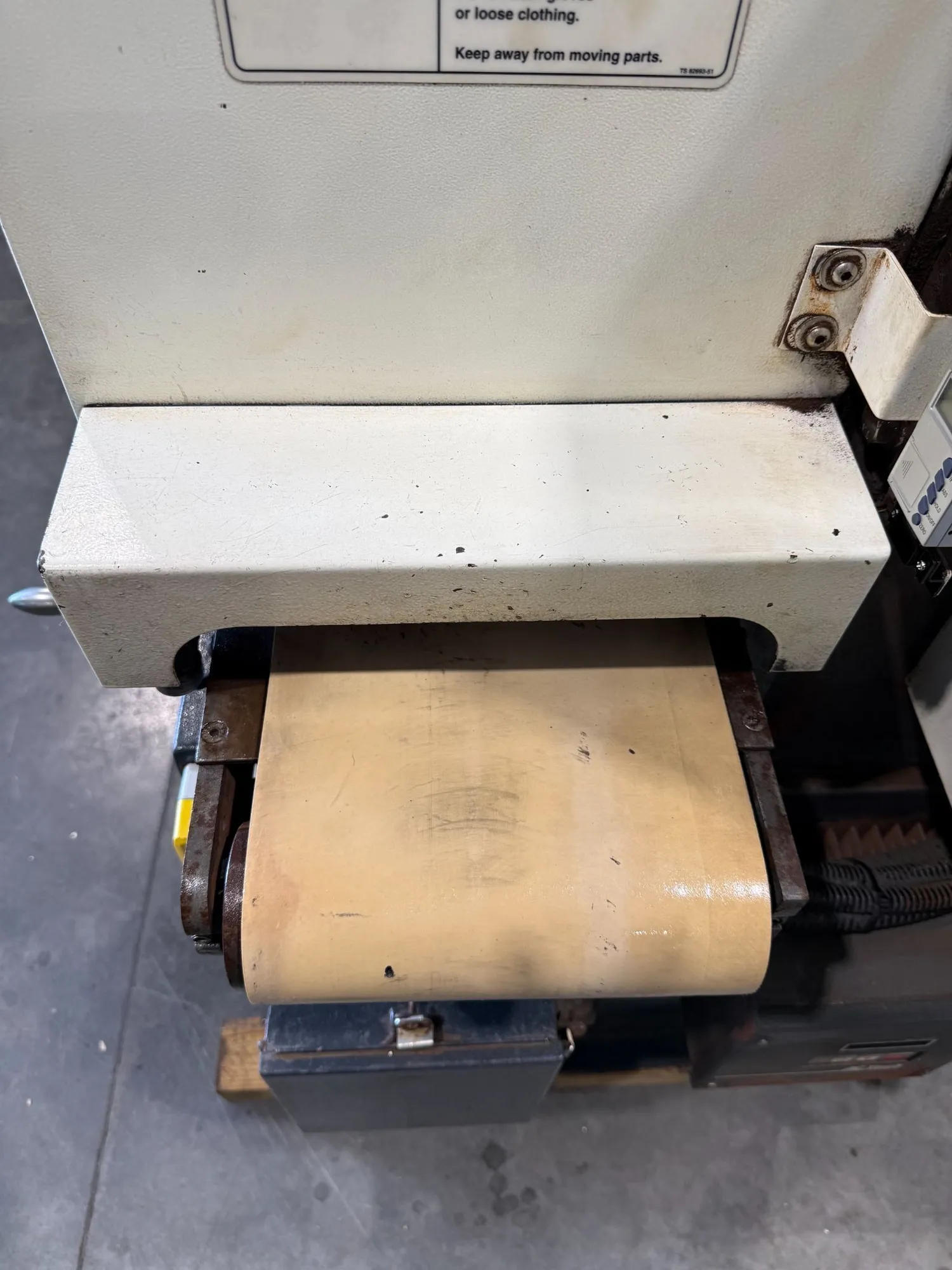 9" Timesavers #1221-11-05, metal belt sander, 15" rotary disc, 0-3" bed opening, 60" belt, 10-30 FPM, (2) - Image 8
