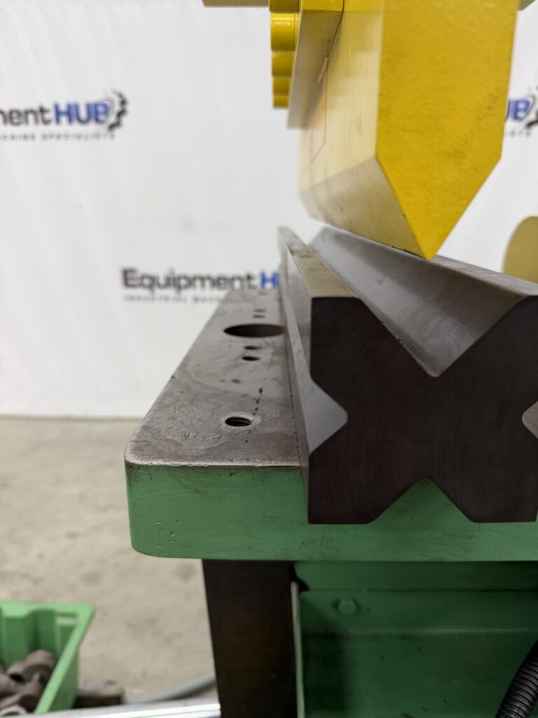 6" x 6" x 5/8" Piranha #P-90, hydraulic ironworker with 2' press brake attachment, 90 ton - Image 8