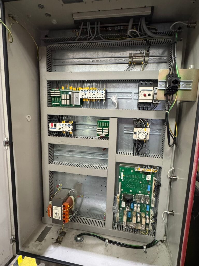 150 Ton, Atlantic #HDE.150.12, hydraulic press brake, 12' overall, 122" between housing, 4.72" stroke, 9.8" - Image 4