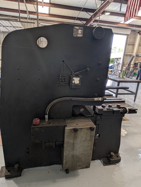 1/4" x 10' Amada #M-3060, mechanical shear, 40" front operated power back gauge, squaring arm, 13 hydraulic - Image 5