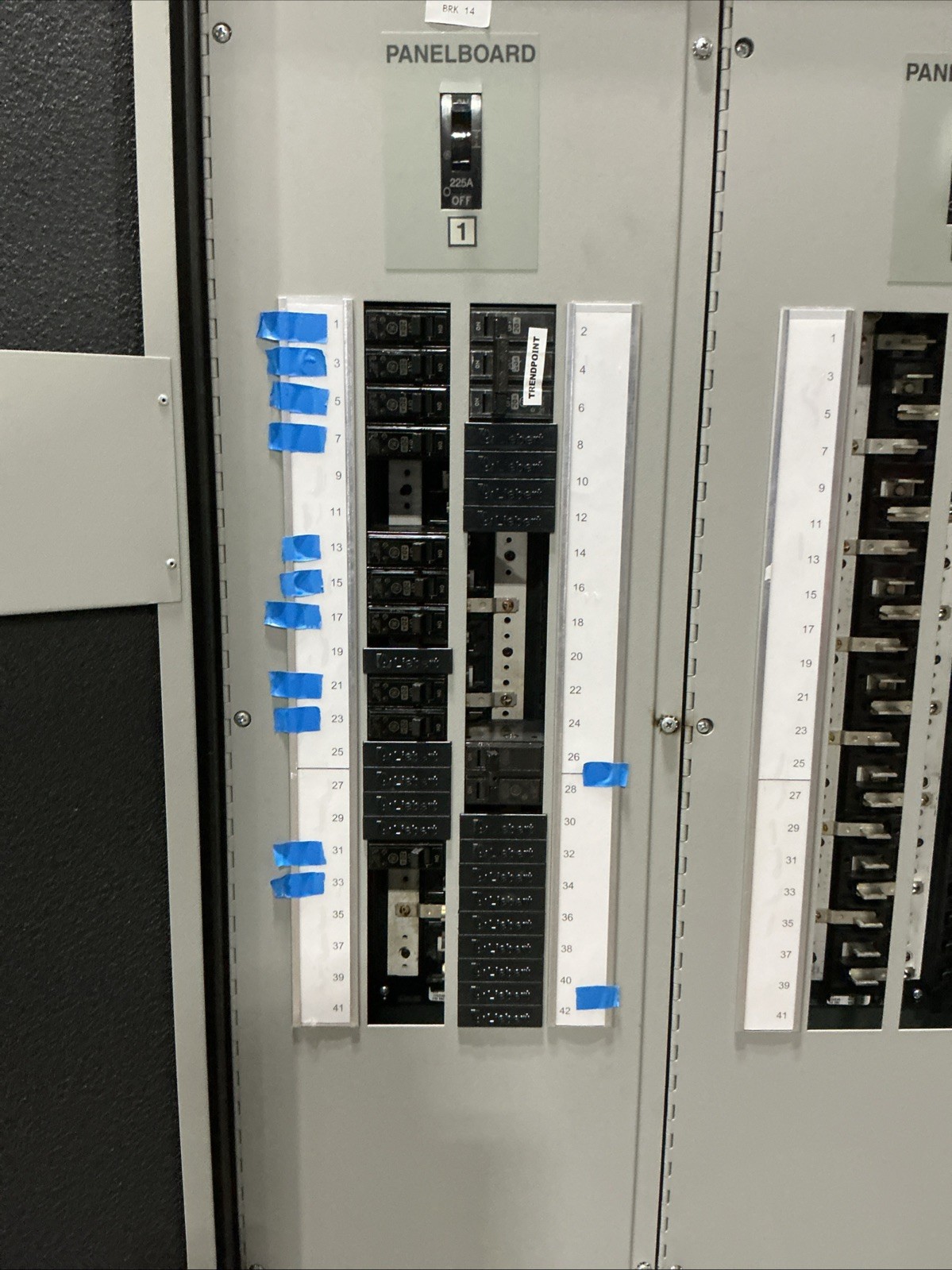 225 KVA Liebert #PPA225C, PDU, 278 Amps, 480 x 208/120 Volts, 3PH, 3 panels, 2 subfeeds - Image 5