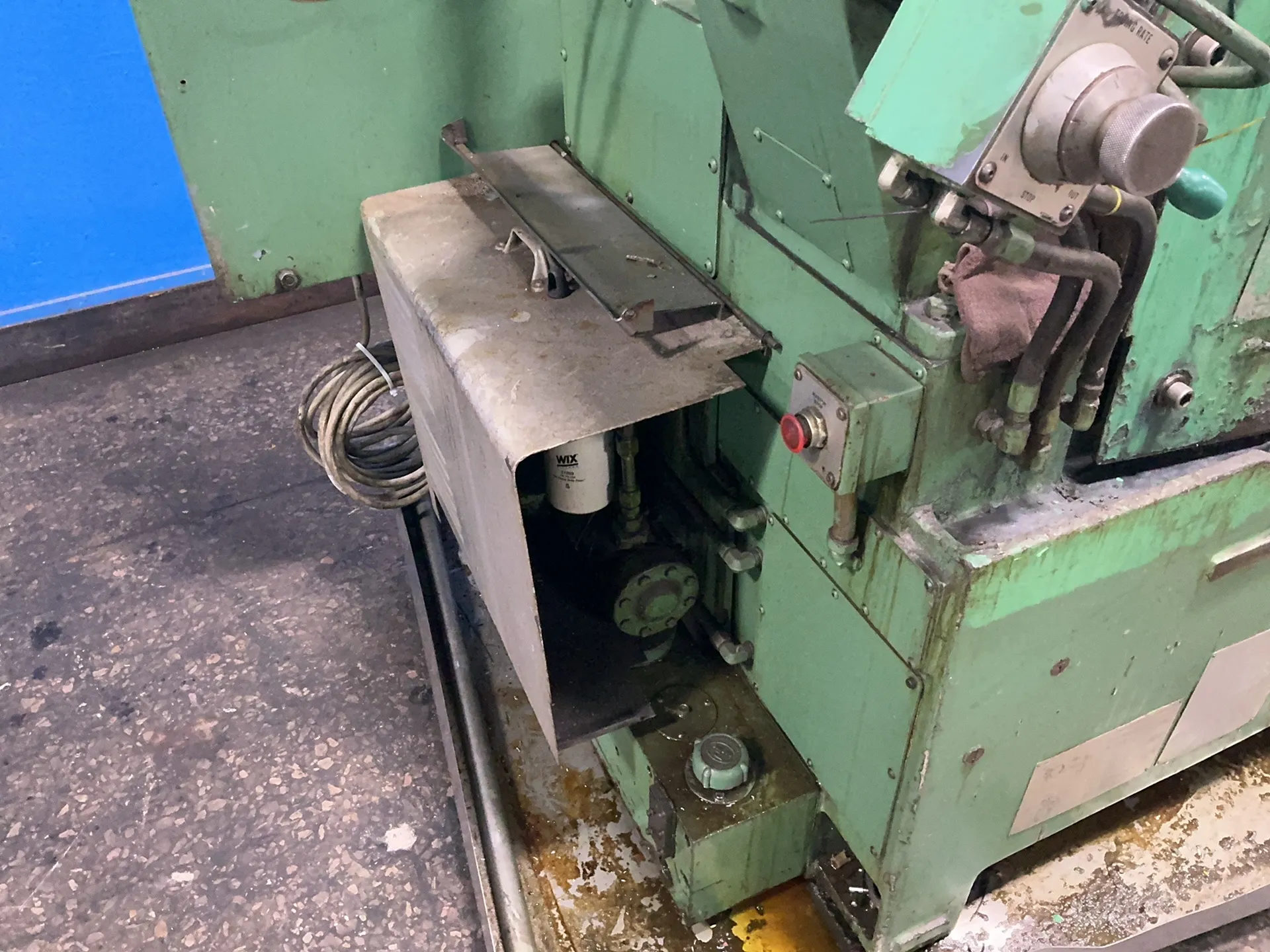Cincinnati Milacron #CINCO-15-DR, centerless grinder, 2 grinding wheels, control box, 460 V., 3 Ph. - Image 5