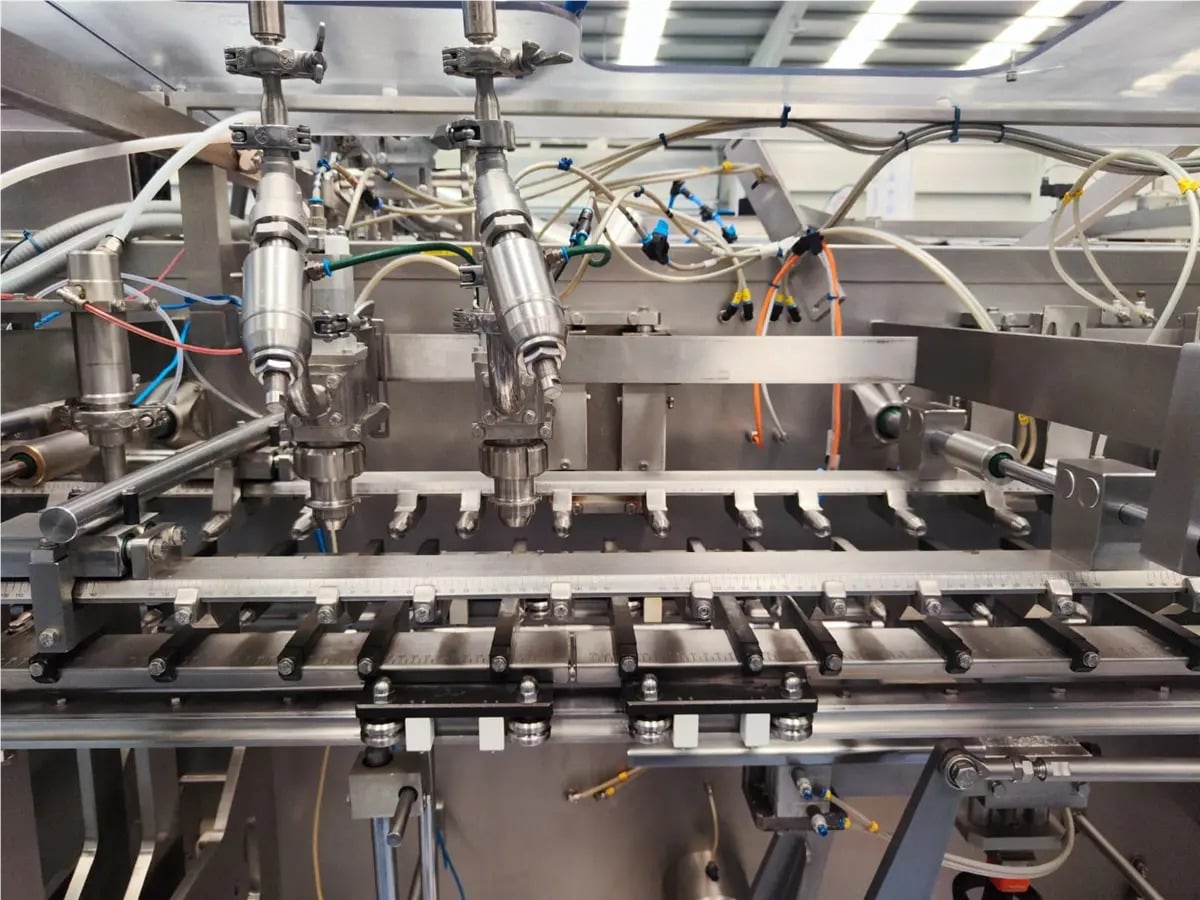 Mespack #H-320-SCD, pre-made pouch filler & sealer, 100 pouches/minute, 3 filling stations, 1 kg max. fill - Image 2