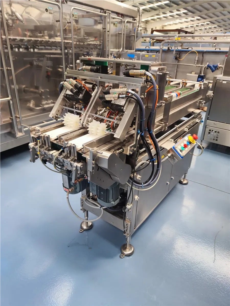 Mespack #H-320-SCD, pre-made pouch filler & sealer, 100 pouches/minute, 3 filling stations, 1 kg max. fill - Image 9
