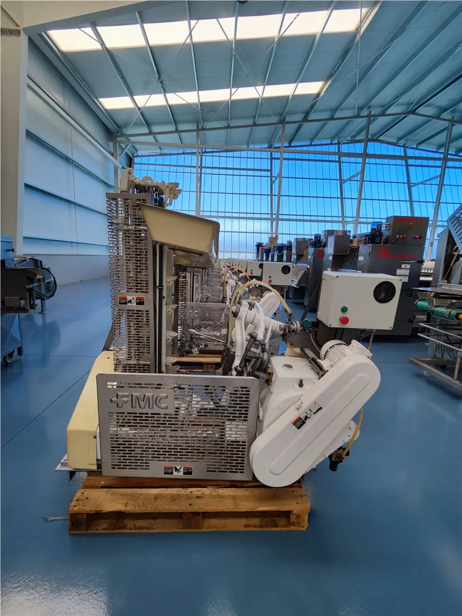 FMC #CT-800, torque halver pitter for peaches, 800 kg/h, 82 pieces/minute (9 available) - Image 6