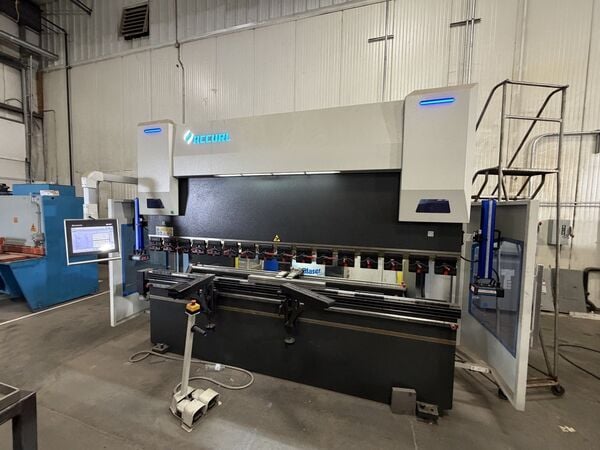150 Ton, Accurl #SMART-FAB-B32135, CNC press brake, 10' overall, 7.87" stroke, 15 HP, 220 V., 3 phase, 2019 - Image 1