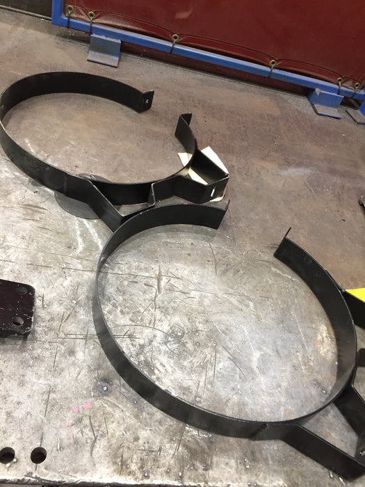4" mufflers and clamps, for small stationary engine, new (4 available) - Image 2