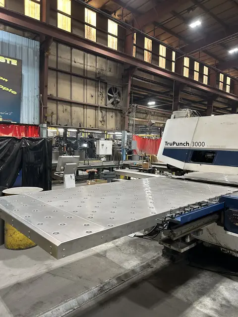 20 Ton, Trumpf #TruPunch-3000, CNC Turret Punch, 59" x 118" sheet, 50" throat, 1/4" max. thickness, 20 - Image 8