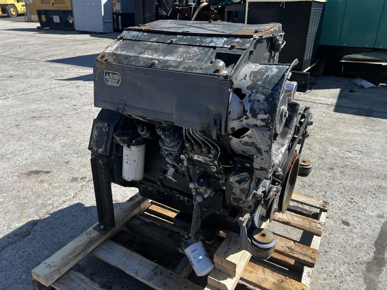 110 HP Deutz #BF4L913, Turbo Diesel Engine, fan housing broken, 11-1/2" flywheel, 3500 hours, 1995 - Image 9