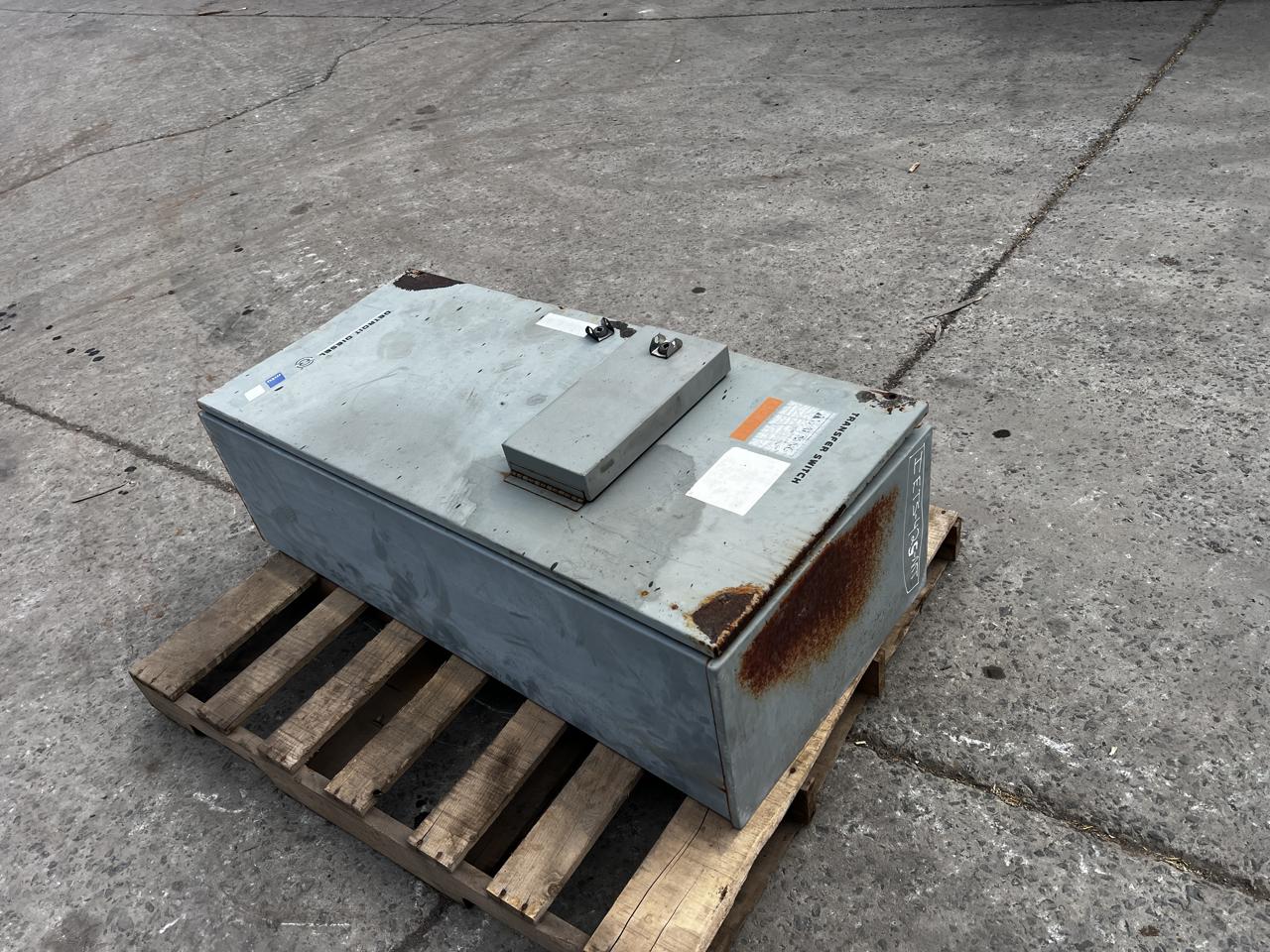 400 Amp. Kohler/MTU #GM17963, Automatic Transfer Switch, circuit breaker, NEMA 3 enclosure, 480 Volts, 3PH - Image 2